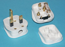 UK/GB Stecker weiss Schraubanschluss
