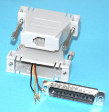 D25M/Modularstecker 6P4C Adapter