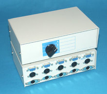 Multi-Switchbox VGA/AT/PS/2 Maus 4:1