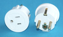 Reise-Adapter SchuKo Stecker/USA Buchse weiss