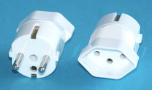 Reise-Adapter SchuKo Stecker/CH Buchse weiss