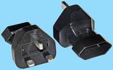 Reise-Adapter GB Stecker/CH+EU Buchse YL-6022